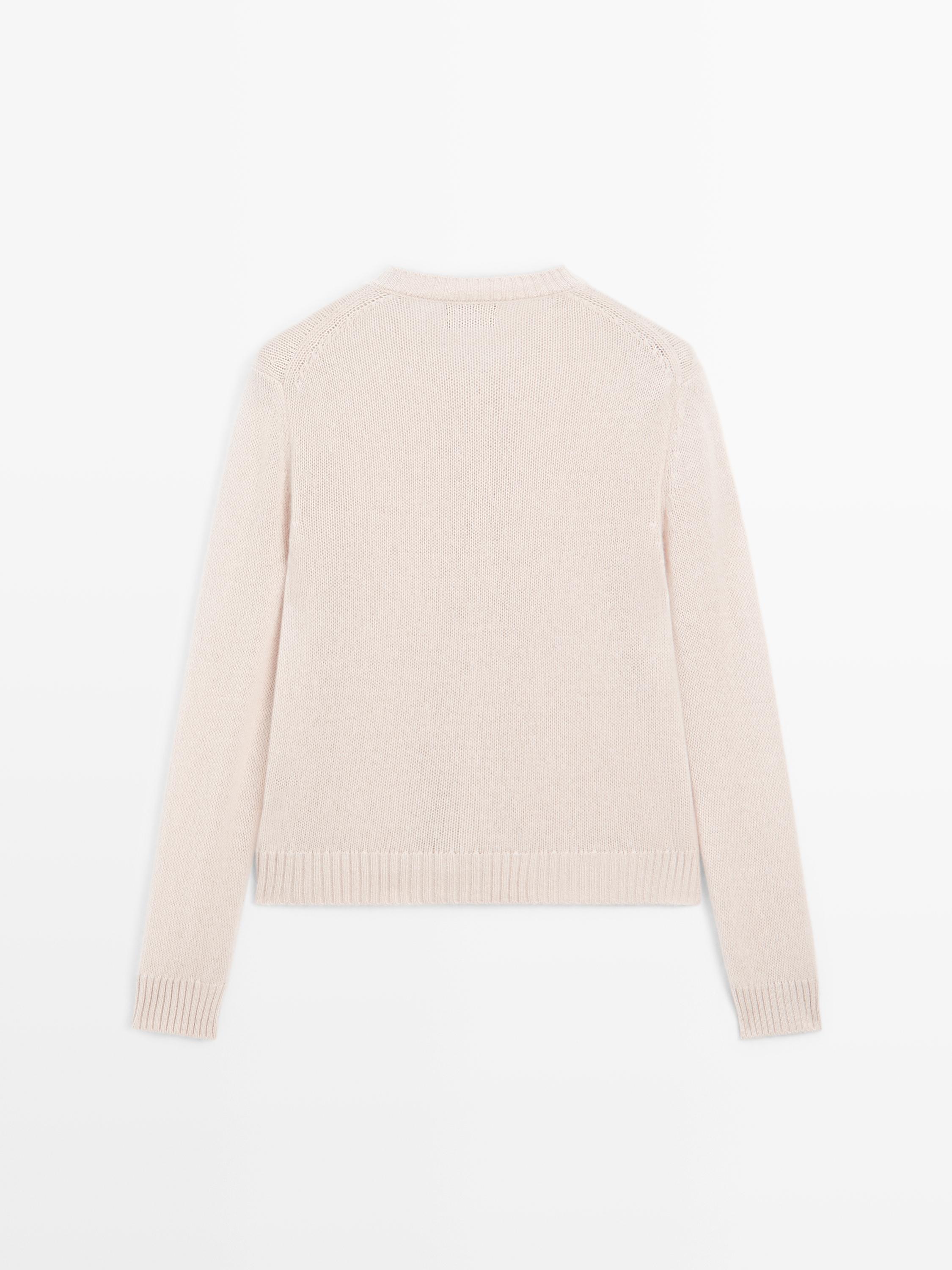 Knit 100% cashmere crew neck cardigan